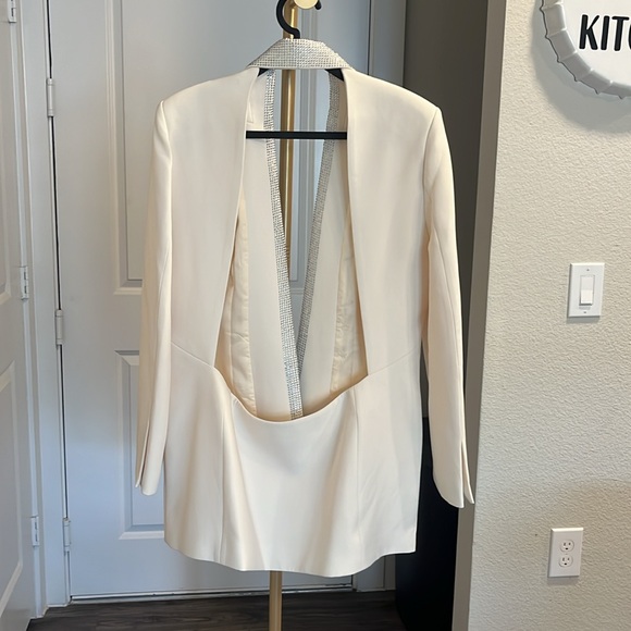 Ladies suit jacket dress. - Picture 7 of 7